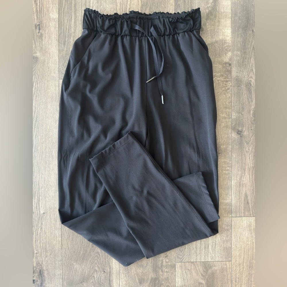 Lululemon On The Fly High-Rise Luxtreme Pants